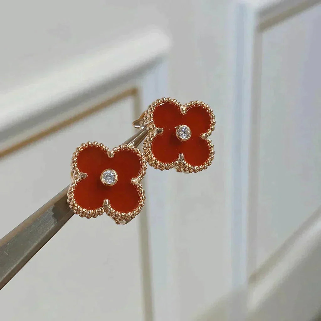 ??MIRA?¡¥CLOVER MEDIUM 1 MOTIFS CARNELIAN  DIAMOND earrings