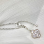 ??MIRA?¡¥CLOVER 5 MOTIFS SILVER DIAMONDS NECKLACE