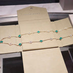 ??MIRA?¡¥CLOVER 20 MOTIFS MALACHITE DIAMOND NECKLACE