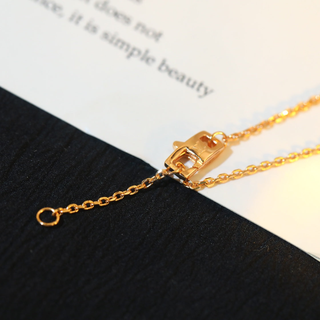 ??MIRA?¡¥STAR AND SUN DIAMOND PINK GOLD NECKLACE