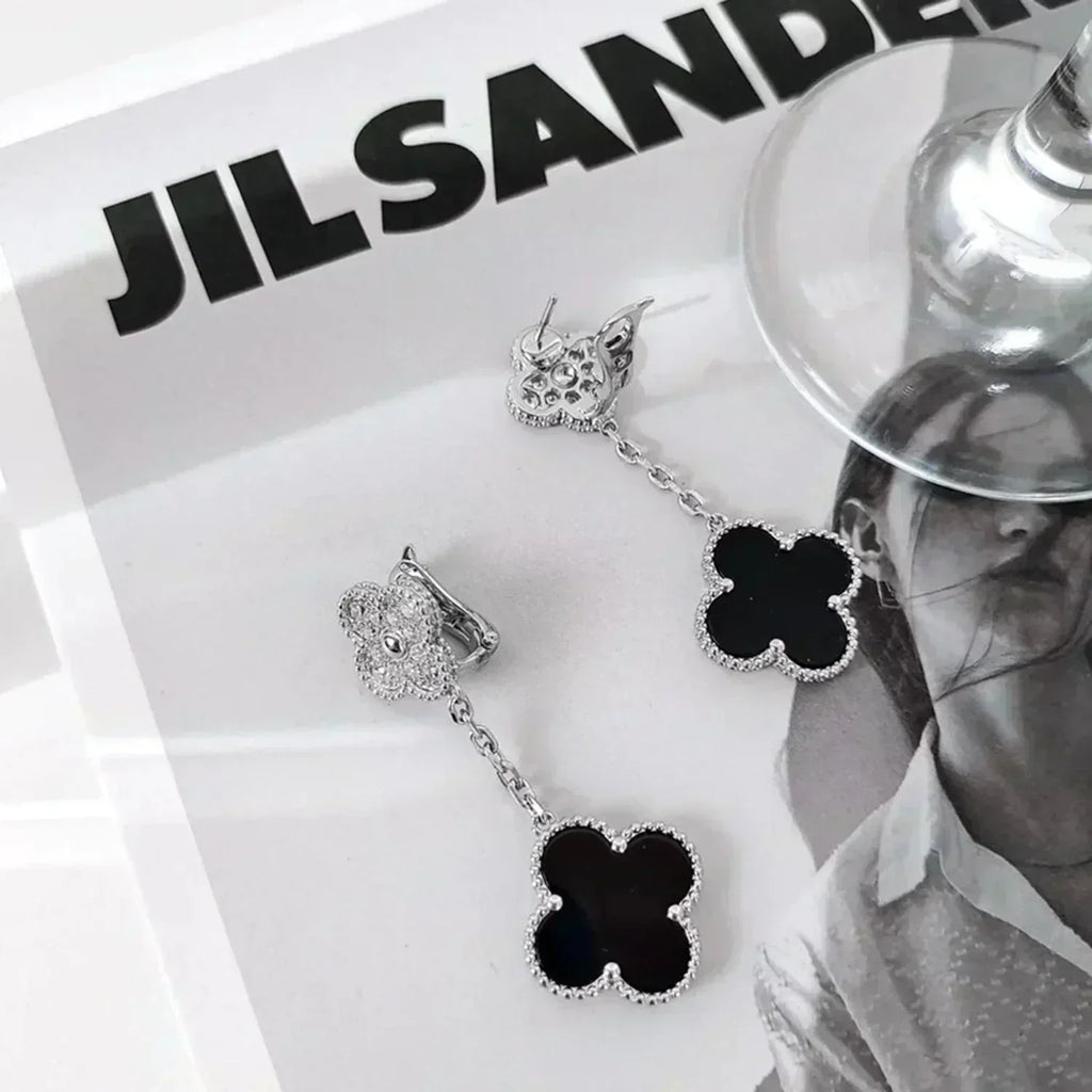 ??MIRA?¡¥CLOVER 2 MOTIFS  DIAMOND ONYX EARRINGS SILVER