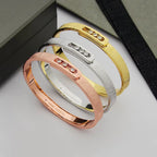 [MIRA]Move Noa Ciselé bangle