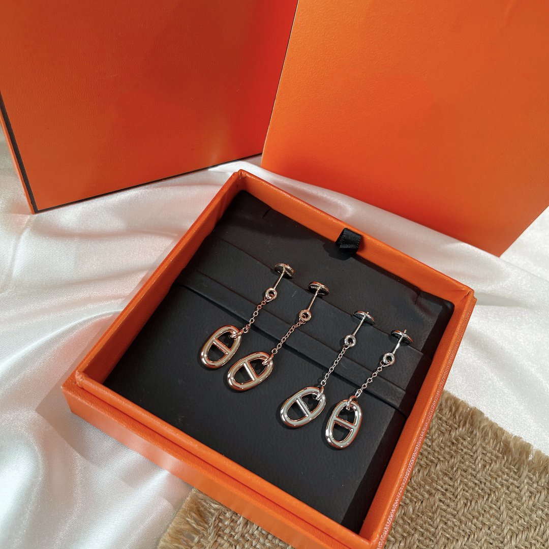 ??MIRA?¡¥CHAINE TASSEL EARRINGS