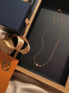 ??MIRA?¡¥BLOSSOM PENDANT PINK GOLD AND DIAMOND