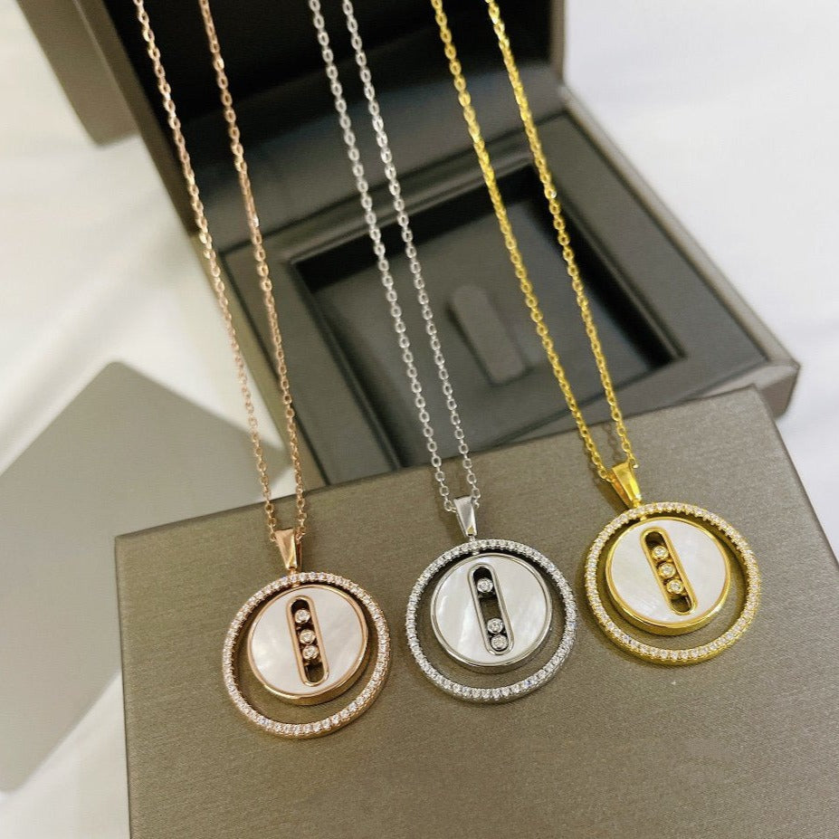 [MIRA]LUCKY MOVE MM NACRE BLANCHE DIAMOND NECKLACE