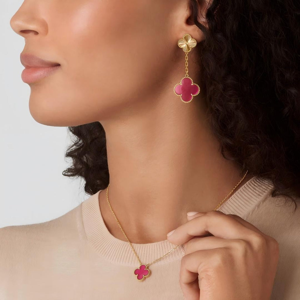 [MIRA] NEW CLOVER 15MM PINK ENAMEL NECKLACE
