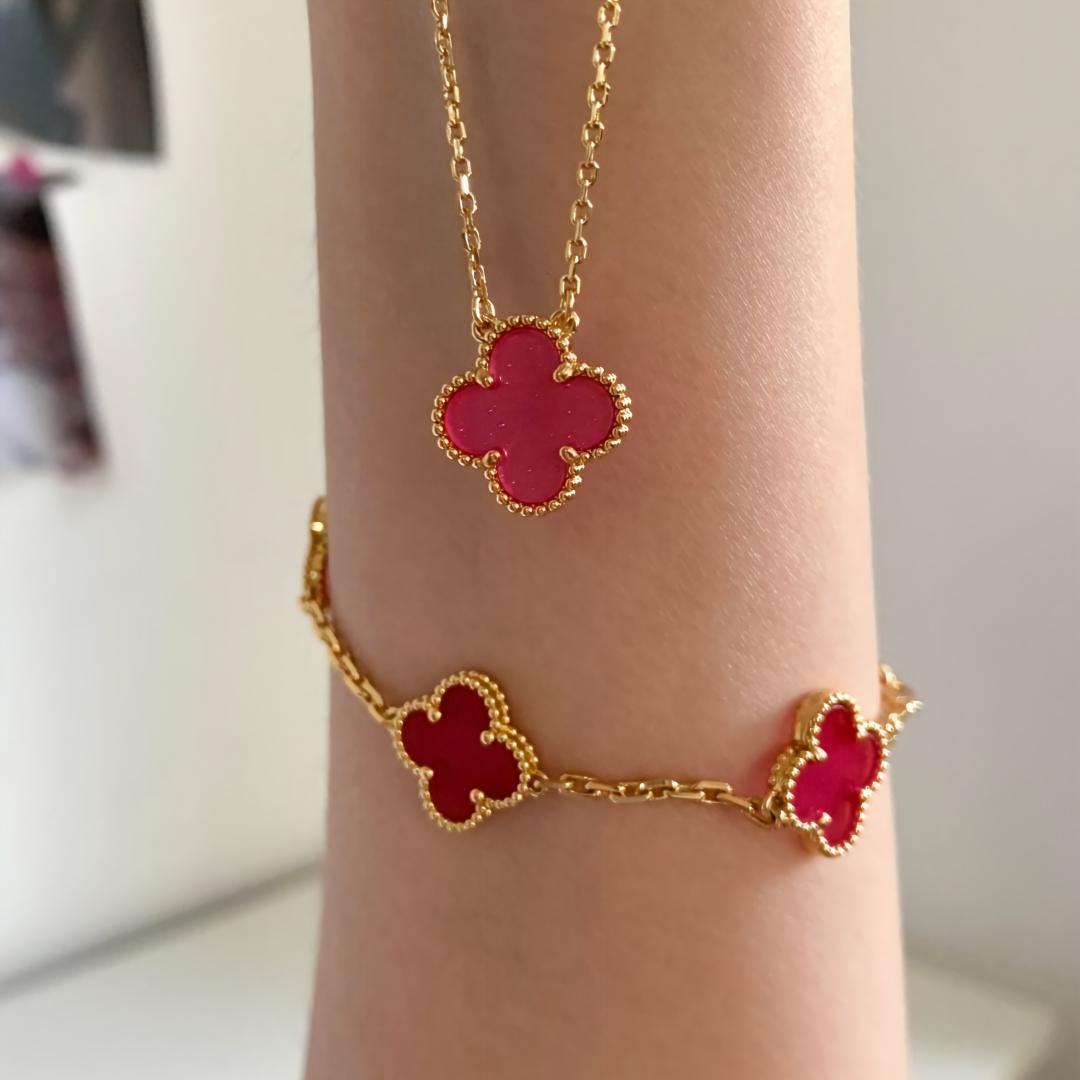 [MIRA] NEW CLOVER 15MM PINK ENAMEL NECKLACE