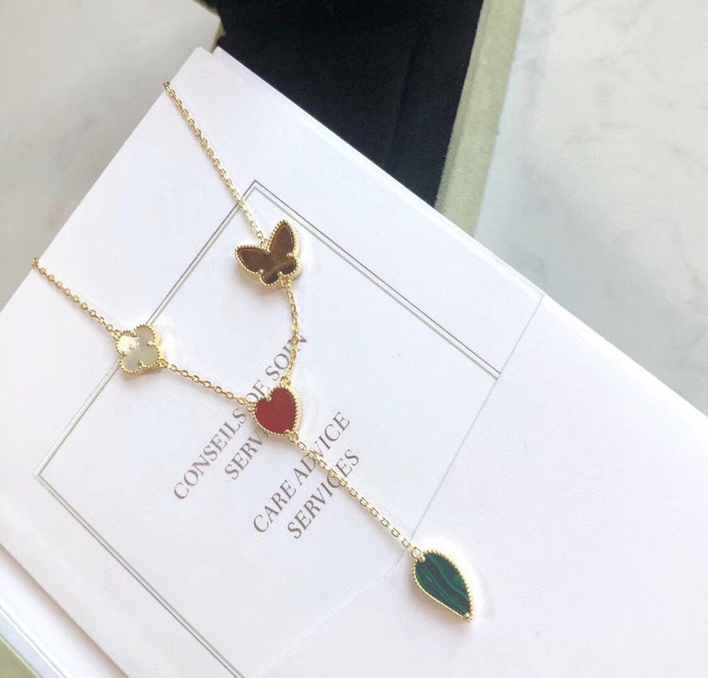 ??MIRA?¡¥LUCKY SPRING 4 MOTIFS ROSE GOLD NECKLACE